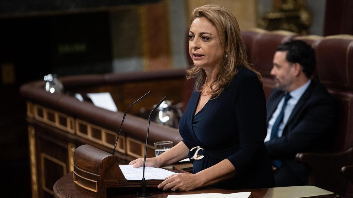 Cristina Valido durante su intervención en el debate de investidura de Pedro Sánchez