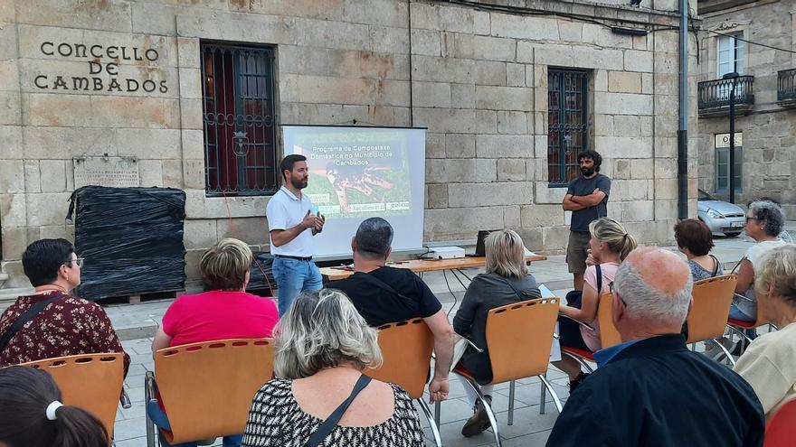 Cambados entrega a sus vecinos otros 30 composteros individuales