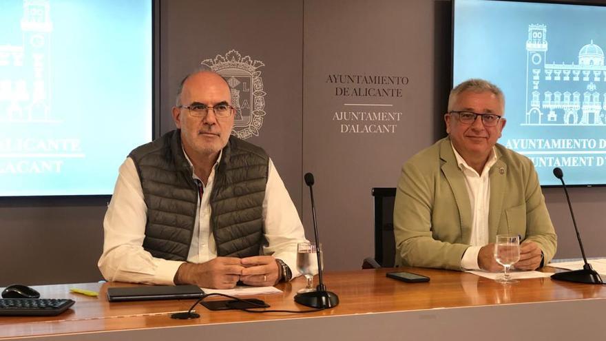 Los concejales Villar y Manresa en Junta de Gobierno.