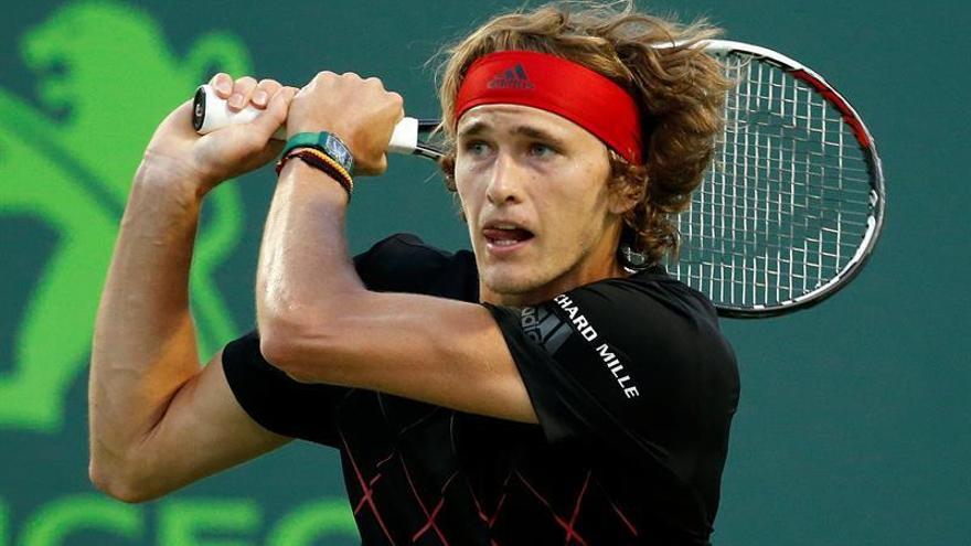 Zverev apaga a Carreño y disputará el título ante Isner