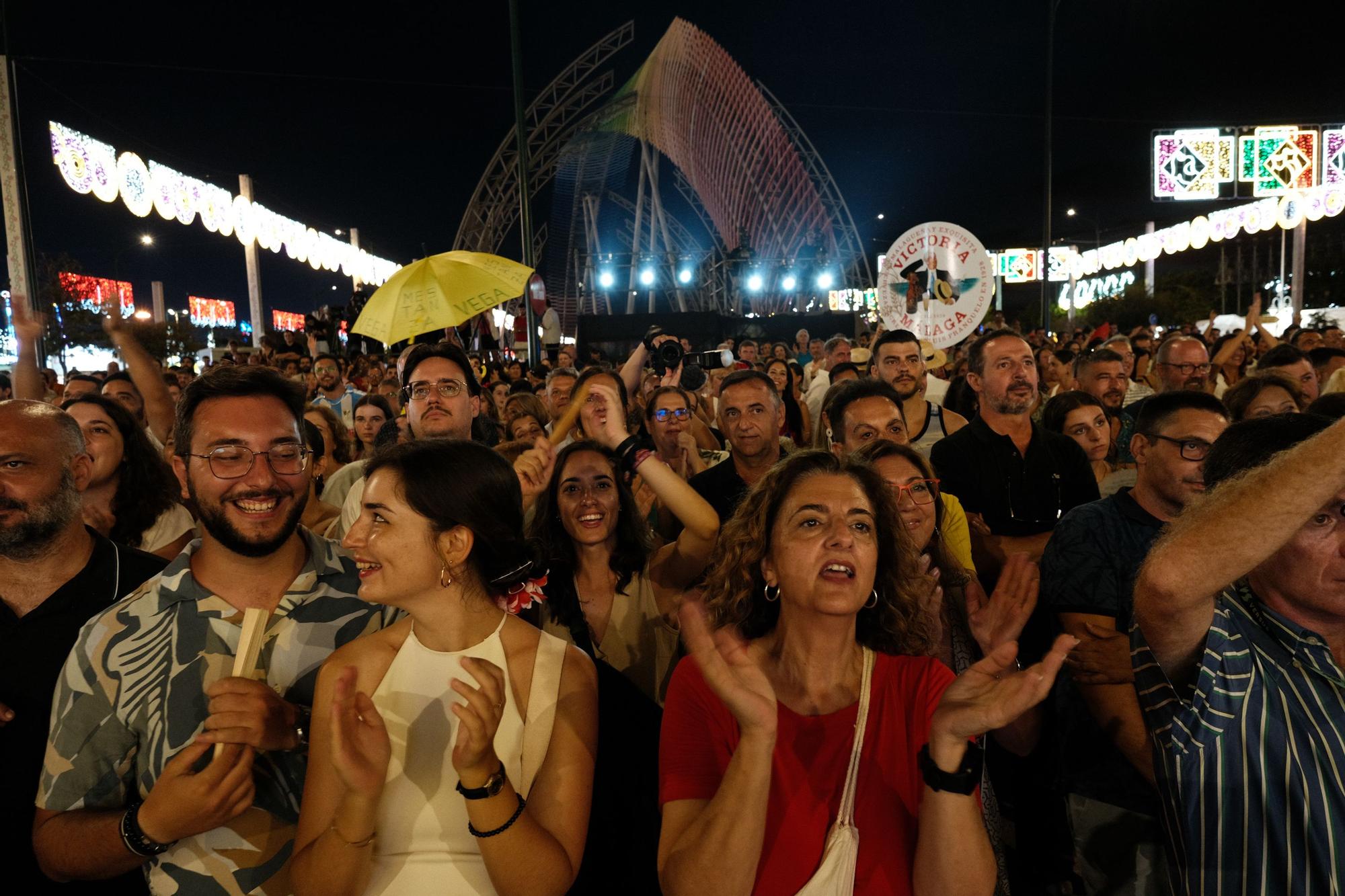 Así ha sido el Pregón del Kanka y el encendido de luces en la primera noche de la Feria de Málaga