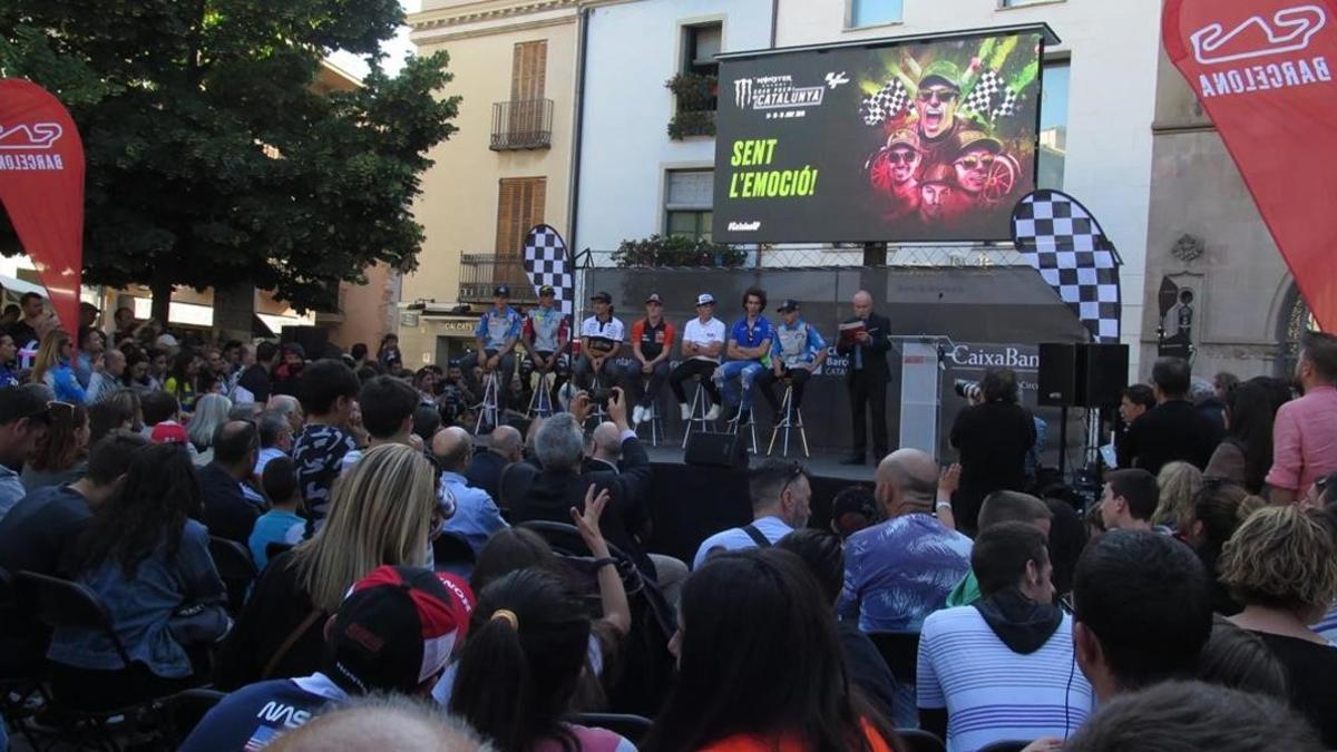 La plaza de La Porxada, de Granollers, ha sido escenario esta tarde de la presentación del GP de Catalunya de MotoGP.