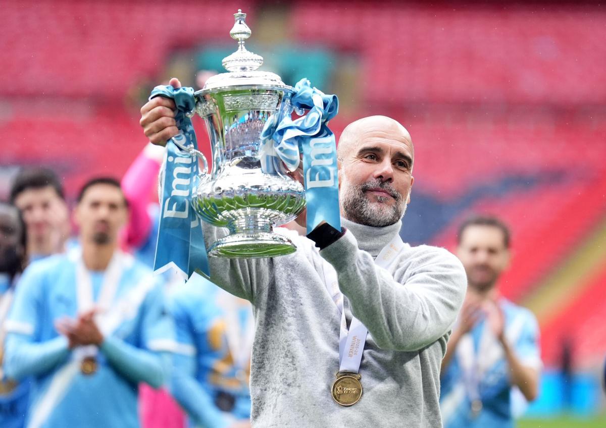Pep Guardiola, con la FA Cup de 2026 conquistada en Wembley