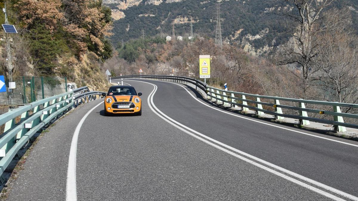 Carretera C-16, l'eix del Llobregat, al terme municipal de Cercs