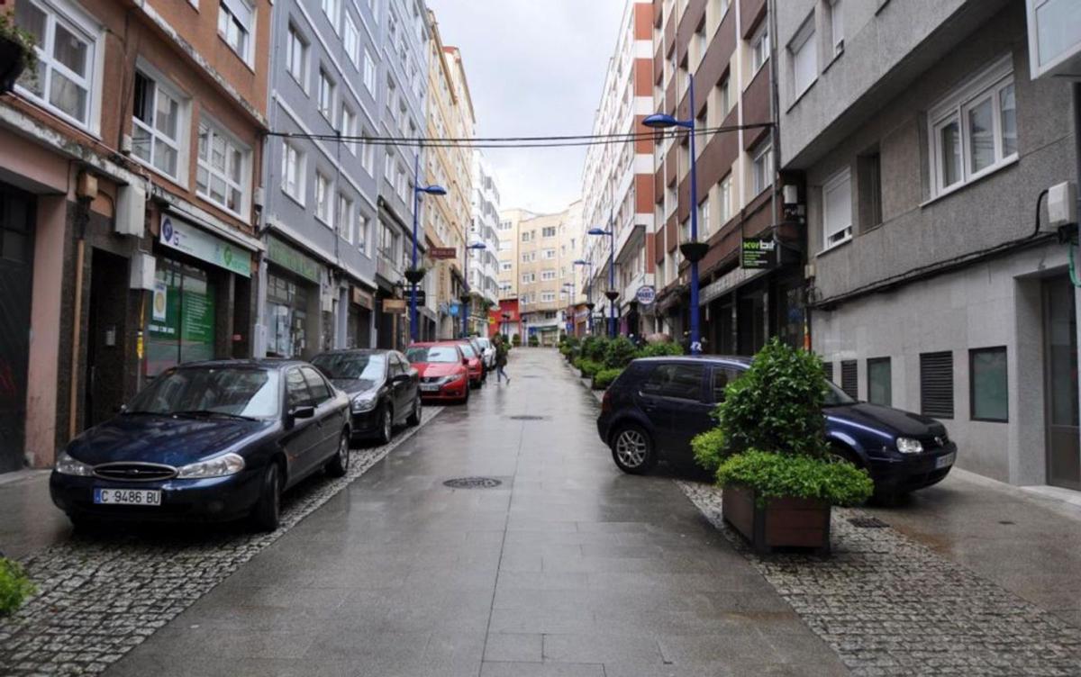 Vista de la calle Sanjurjo de Carricarte, en O Burgo.