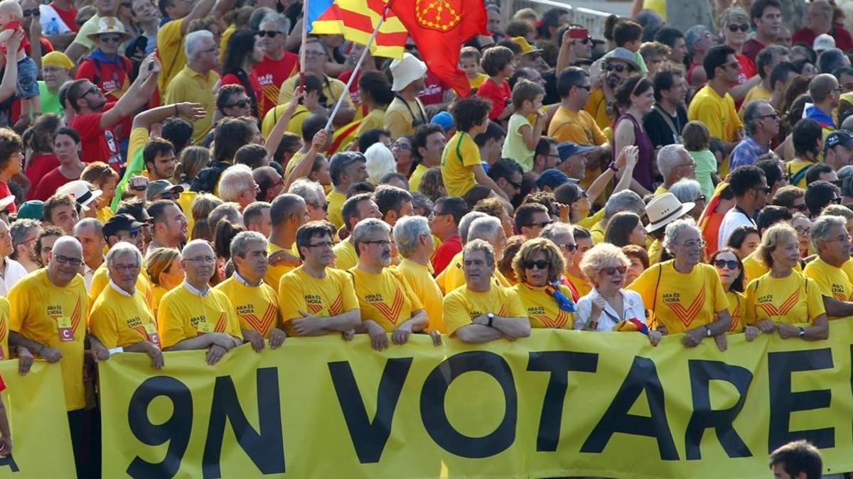 El 'president' Carles Puigdemont, en la manifestación de la Diada del 2014 en Barcelona.
