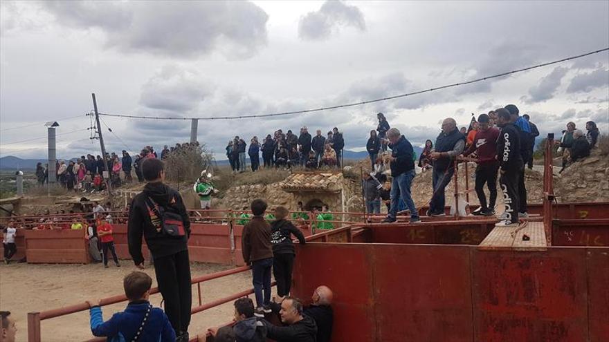 Los vecinos celebran el día de las bodegas