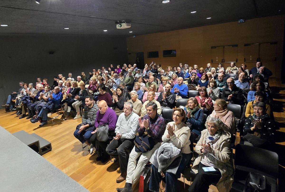 Público asistente al Club Faro