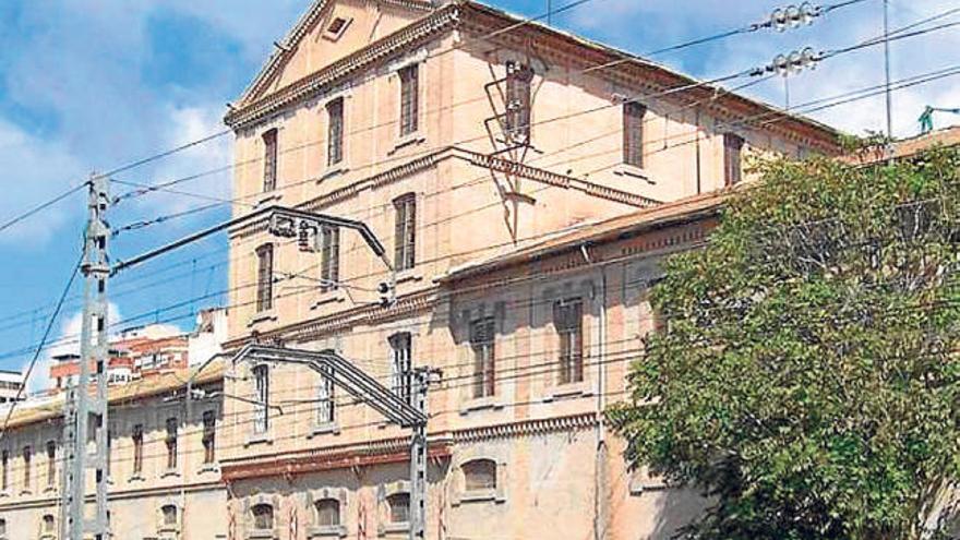 Imagen de la electroharinera en la que se ubicará el Museo de Villena.