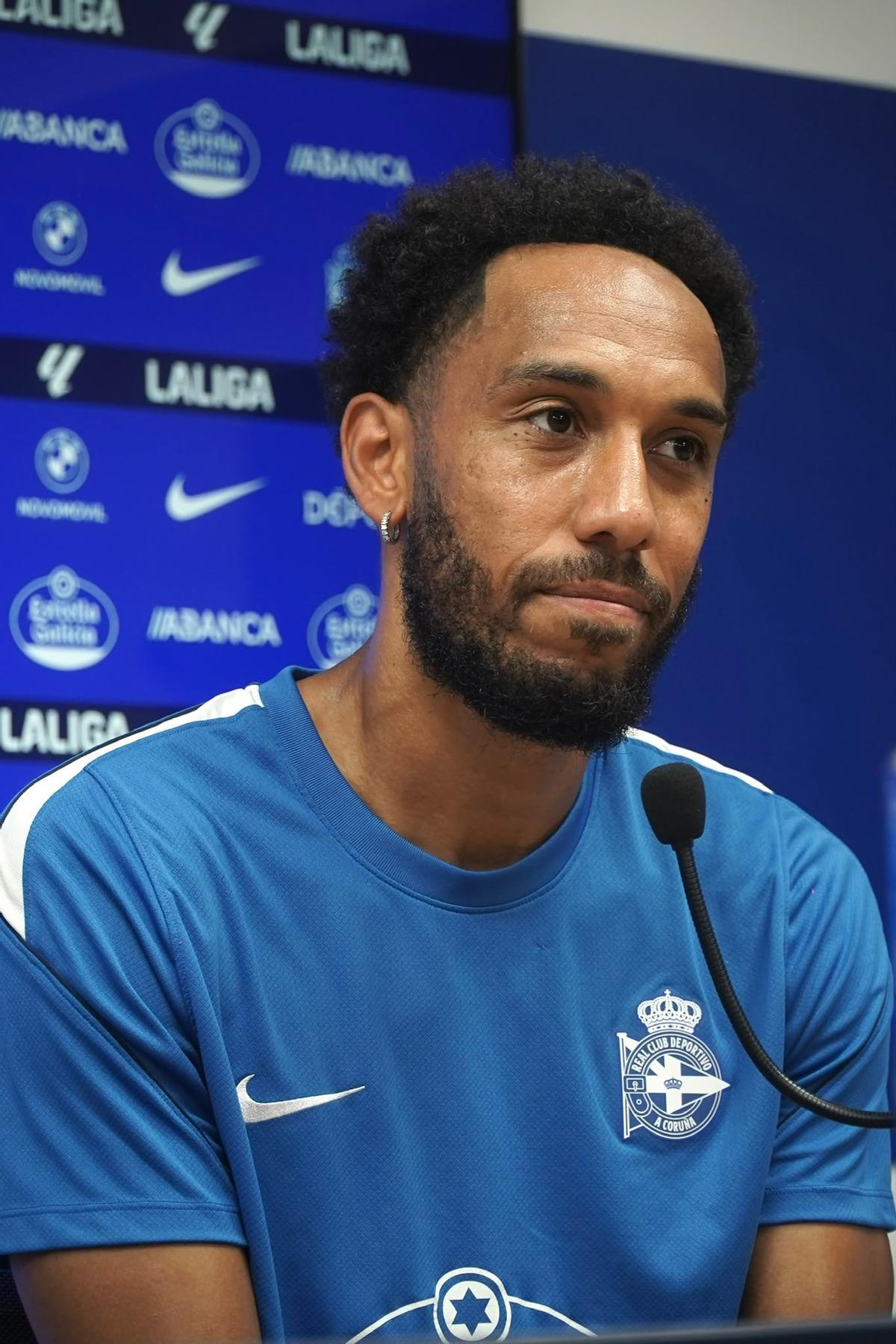 El Deportivo presenta a Aubameyang