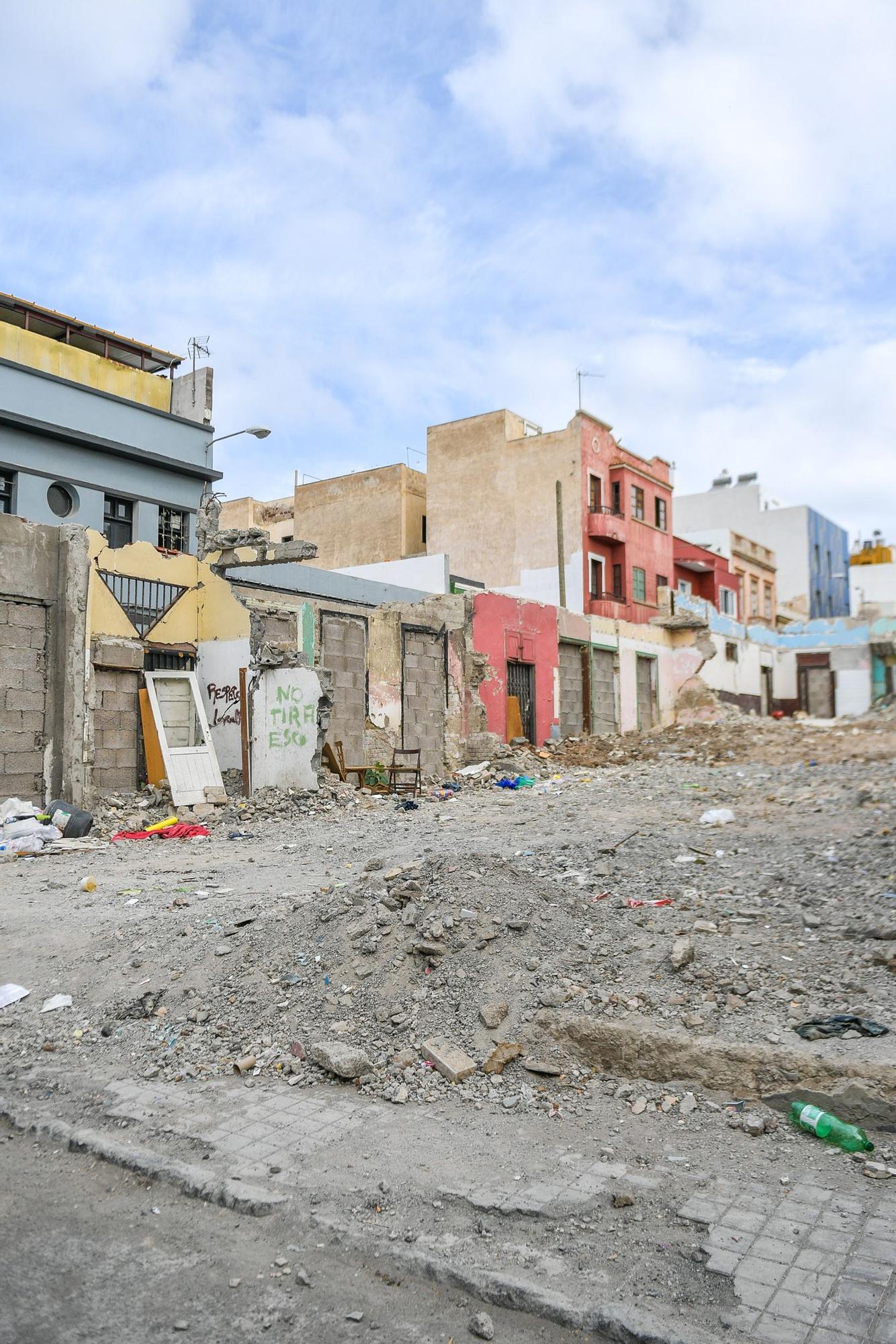 Derribos de viviendas en La Isleta