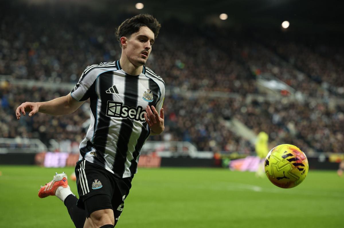 Tino Livramento es indiscutible en el Newcastle United