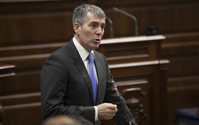 18/04/2017.CANARIAS POLITICA.Pleno del Parlamento de Canarias..Fotos: Carsten W. Lauritsen