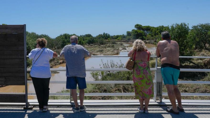 Continúa la búsqueda de dos personas desaparecidas por la dana en Barcelona