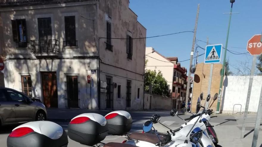 Rocafort estrena motos eléctricas para viajar a València