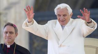 Benedicto XVI se prepara para morir