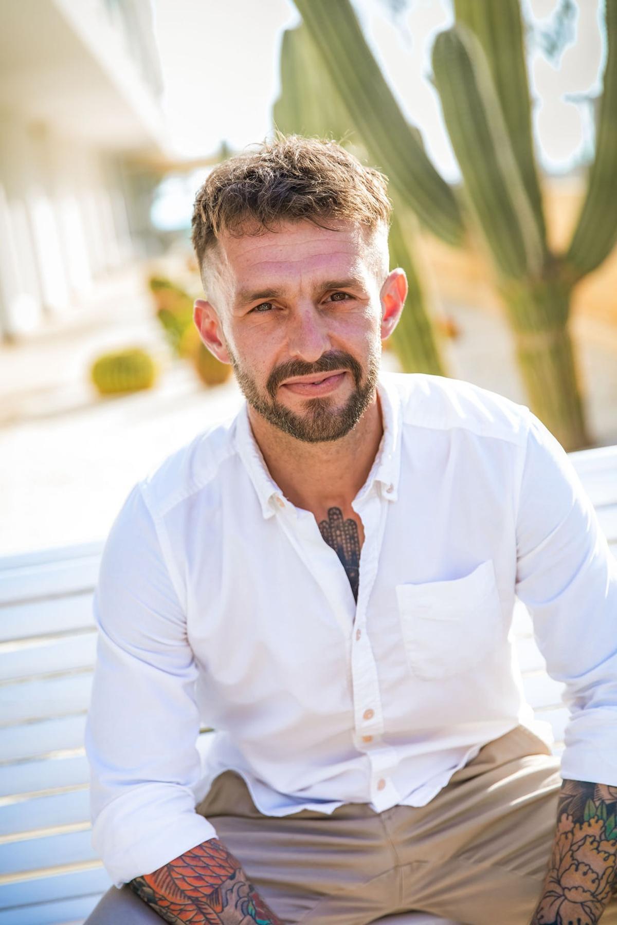 Christian Florit, der Chefkellner im The Sea Hotel by Grouphotel.
