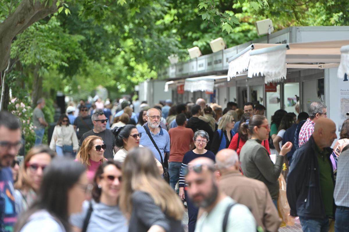 https://www.elperiodicoextremadura.com/caceres-local/2026/05/01/premios-memoria-historica-poesia-ultimos-feria-del-libro-129752165.html