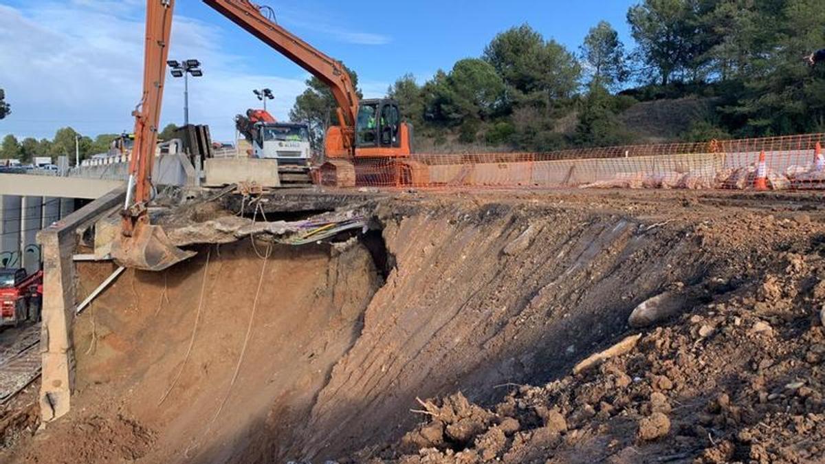 Ramon Lamiel, director del Servei Català de Trànsit, explica por qué se corta la AP-7 en Gelida, en sentido sur