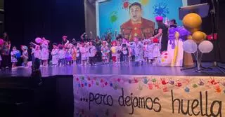 Los más pequeños de Corvera celebran su gala de graduación