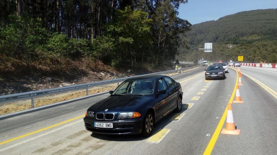 Habilitan el desvío en el enlace de Meira por las obras de la autovía