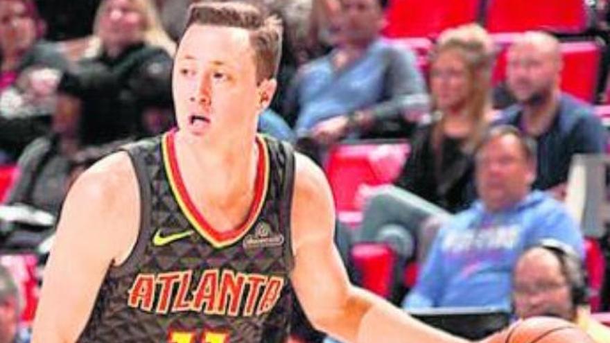 Josh Magette con la camiseta de los Atlanta Hawks.