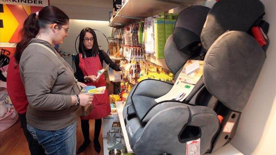 Las sillitas infantiles de coche llevarán una alarma &#039;antiabandono&#039; en Italia