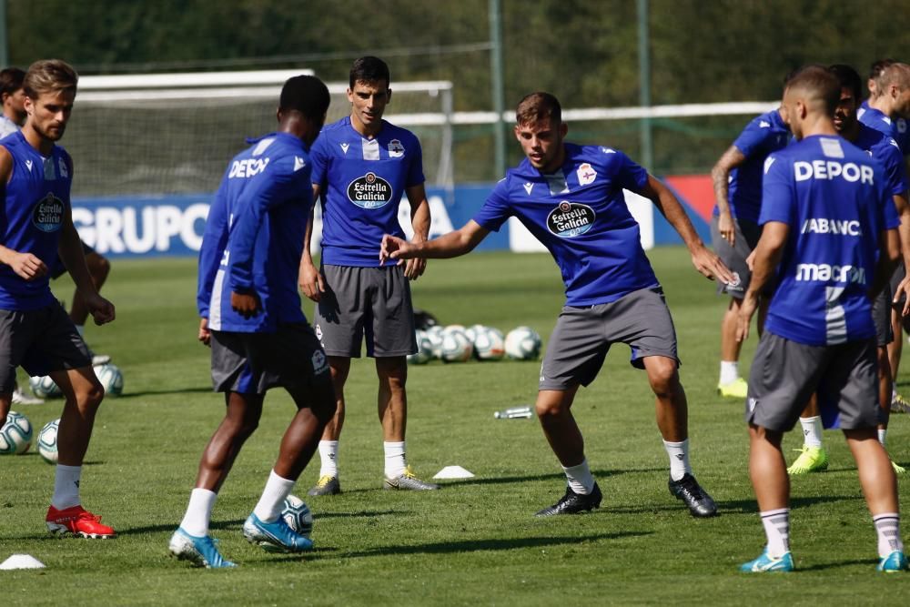 Casi dos horas de charla antes del entrenamiento