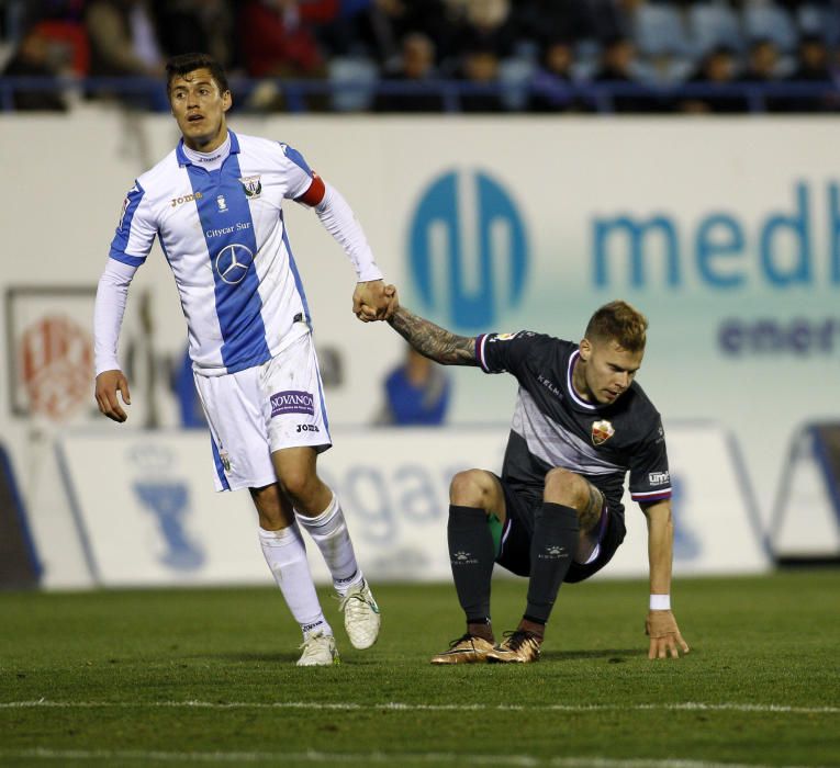 El Elche araña un empate en su campo maldito después de 90 minutos de esfuerzo y sin dejar fisuras defensivas