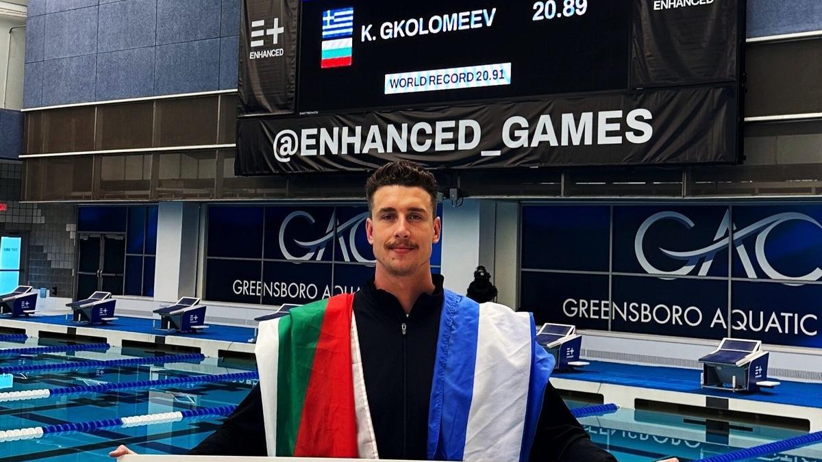 El nadador griego Kristian Gkolomeev, en la presentación de los Enhanced Games.. El nadador griego de origen búlgaro Kristian Gkolomeev batió el primer récord mundial de la historia con dopaje deliberado, con una marca de 20.89 en los 50 metros estilo libre en la presentación de los Enhanced Games, los juegos sin controles antidopaje.