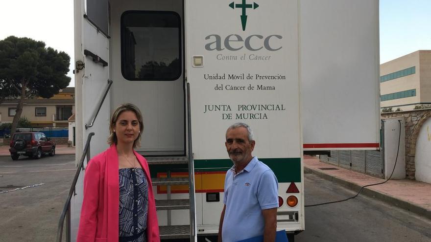 La Unidad Móvil de Mamografías está hoy y mañana en San Javier.