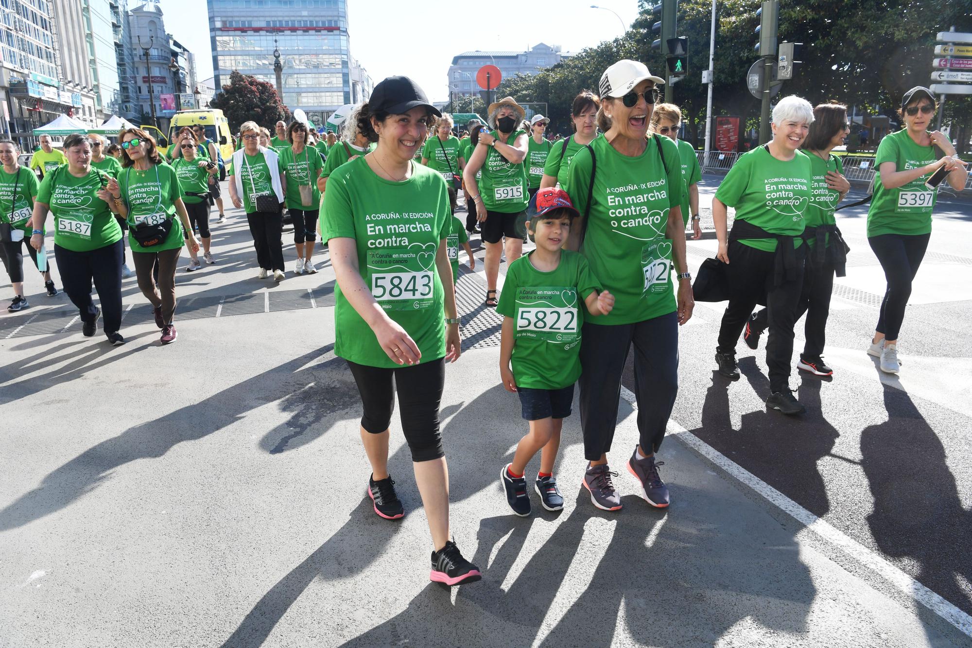 La Carrera contra el Cáncer tiñe de verde la ciudad