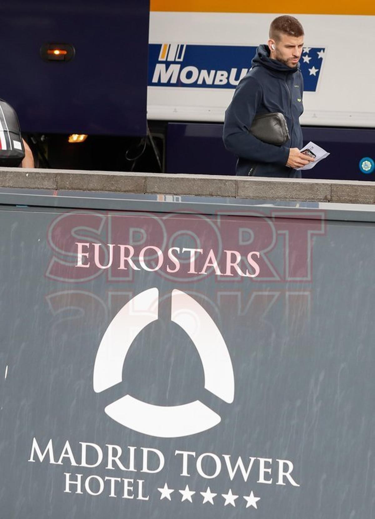 Los jugadores del FC Barcelona llegan a Madrid para la disputa de El Clásico de LaLiga contra el Real Madrid en el Santiago Bernabéu Los jugadores del FC Barcelona llegan a Madrid para la disputa de El Clásico de LaLiga contra el Real Madrid en el Santiago Bernabéu