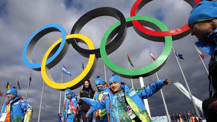 Un grupo de voluntarios de Sochi 2014.