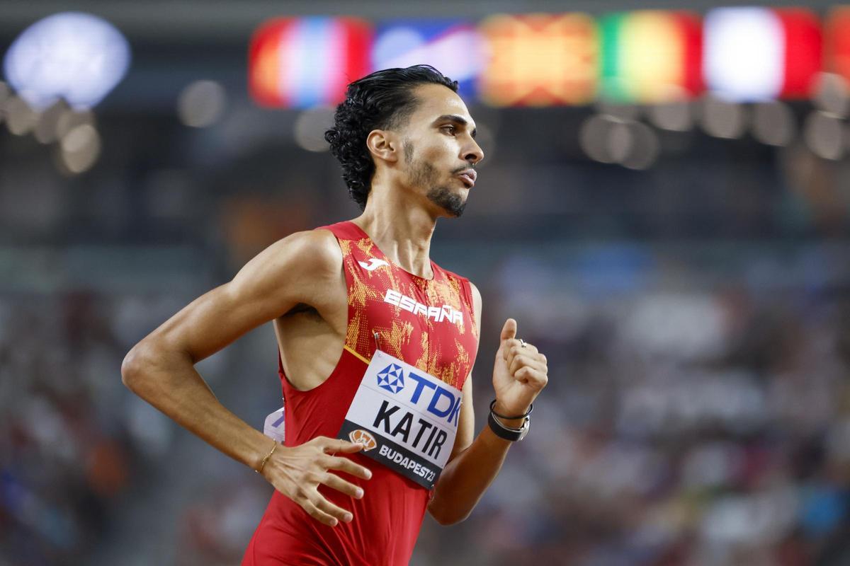 El español Mohamed Katir compitiendo