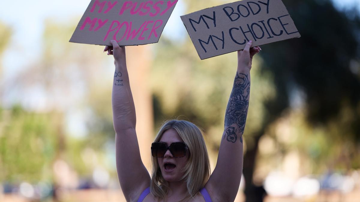 El Senado de Arizona aprueba una ley para derogar radical prohibición al aborto de 1864