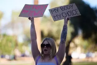 El Senado de Arizona aprueba una ley para derogar la radical prohibición al aborto de 1864