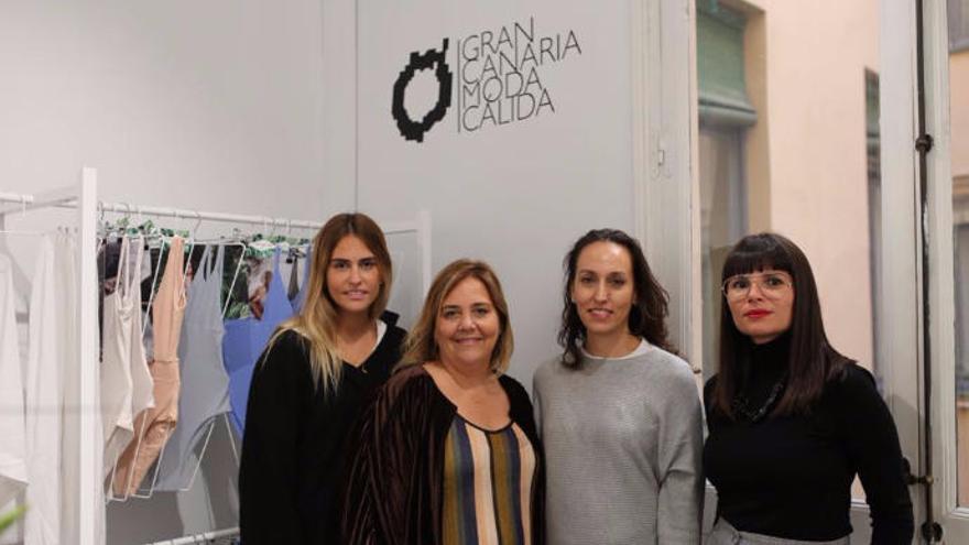 Diseñadoras de Gran Canaria Moda Cálida en Madrid.