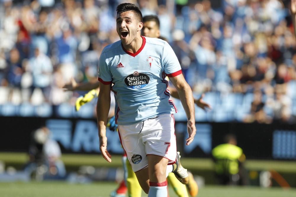 Las mejores imágenes del duelo entre el Celta y la Real Sociedad en el primer partido de Liga en Balaídos.