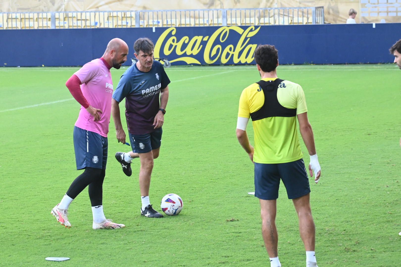 Galería | Las mejores imágenes del primer entrenamiento de Pacheta con el Villarreal