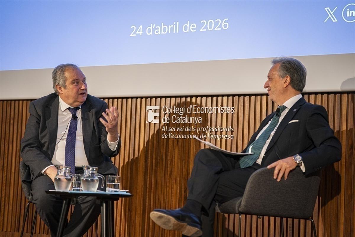 El ministro Hereu, este viernes en su visita al Colegio de Economistas de Cataluña.