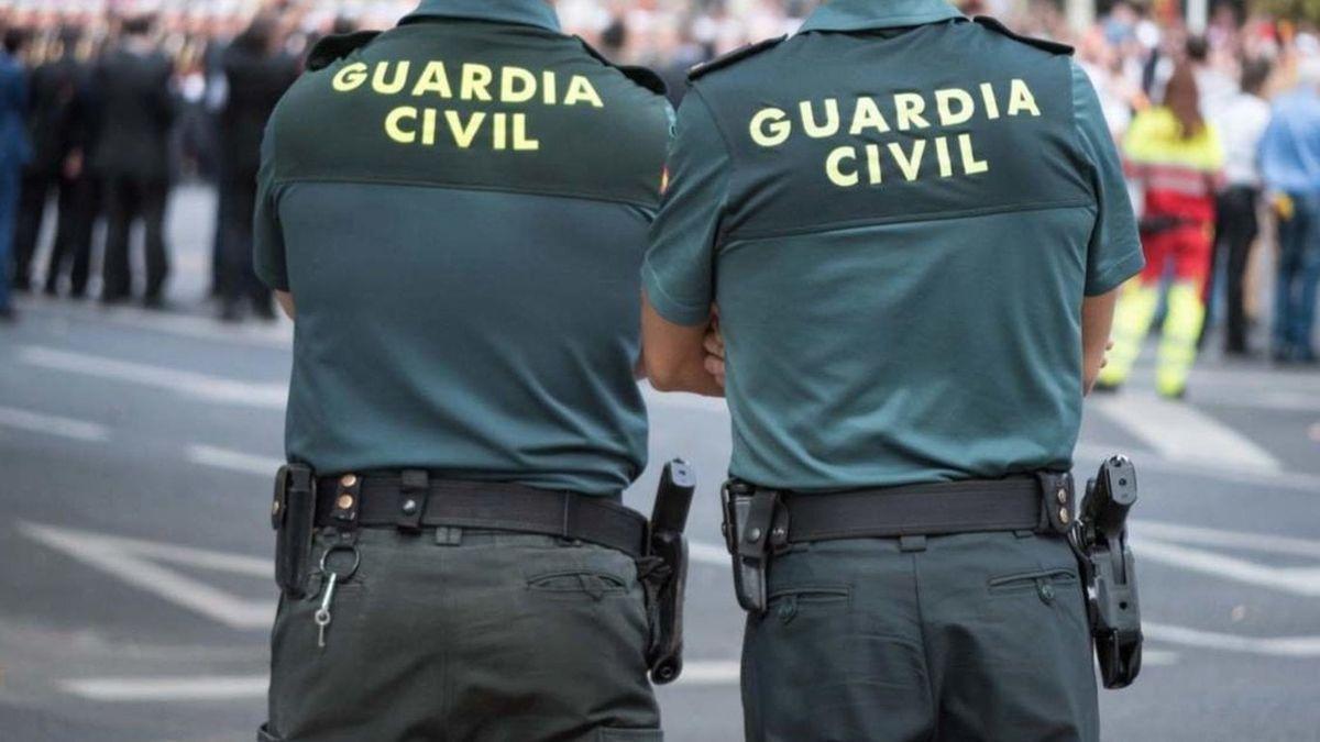 Agentes de la Guardia Civil en una fotografía de archivo.