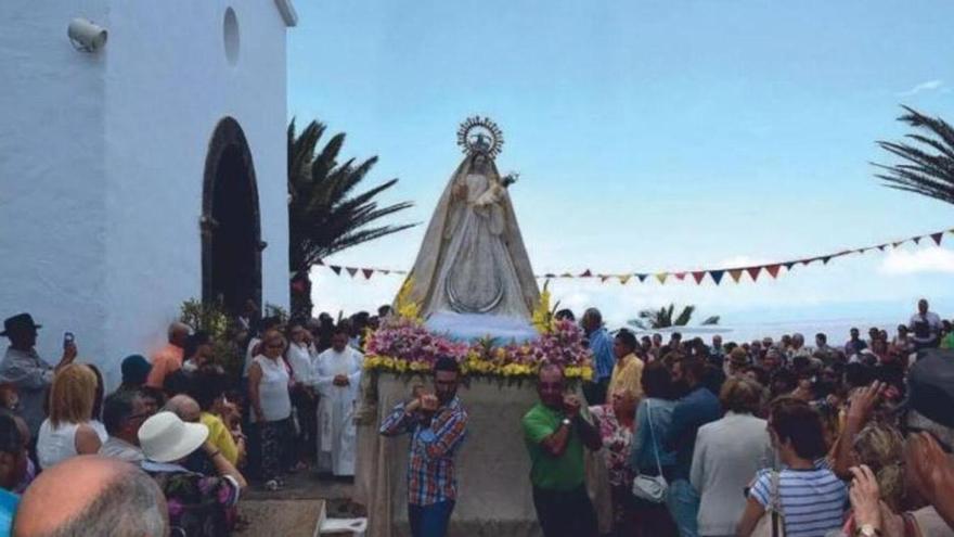 Teguise peregrina este sábado a Las Nieves y Haría celebra una comida popular