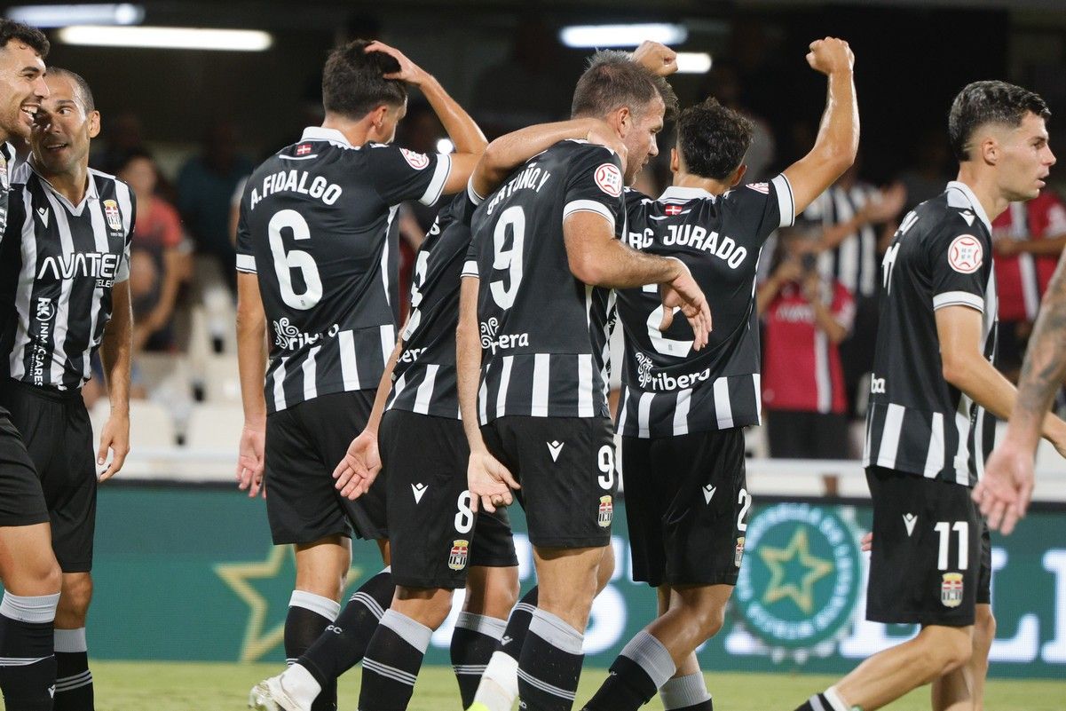 La victoria del FC Cartagena sobre el Tarazona, en imágenes