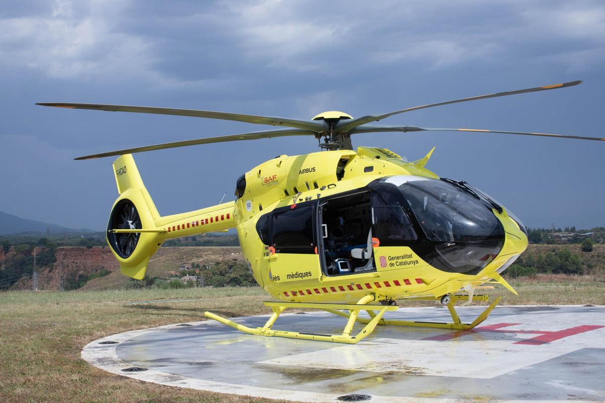 El nou helicòpter del SEM que opera des de la base de Tremp