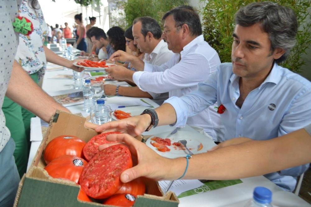 El mejor tomate 'huevo de toro' alcanza los 2.700 euros