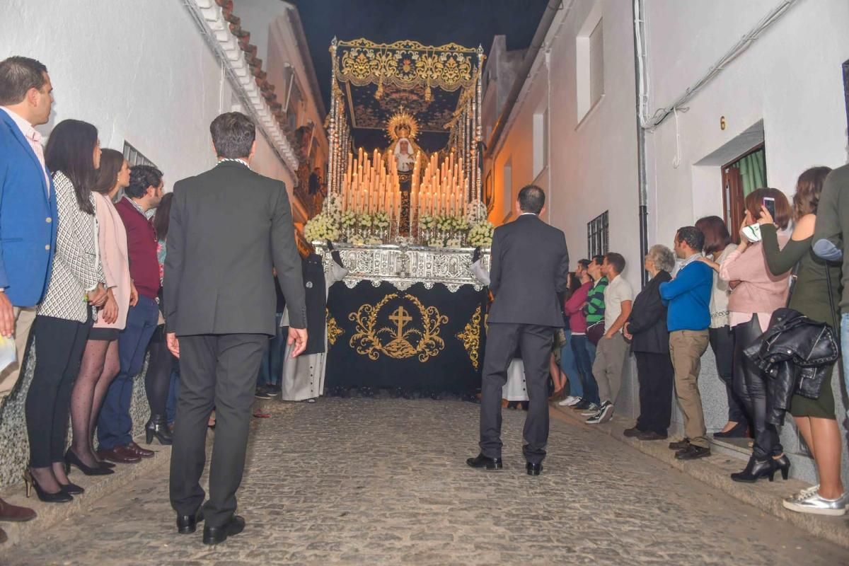 FOTOGALERÍA / Las jornada de Viernes Santo y Sábado de Gloria en la provincia