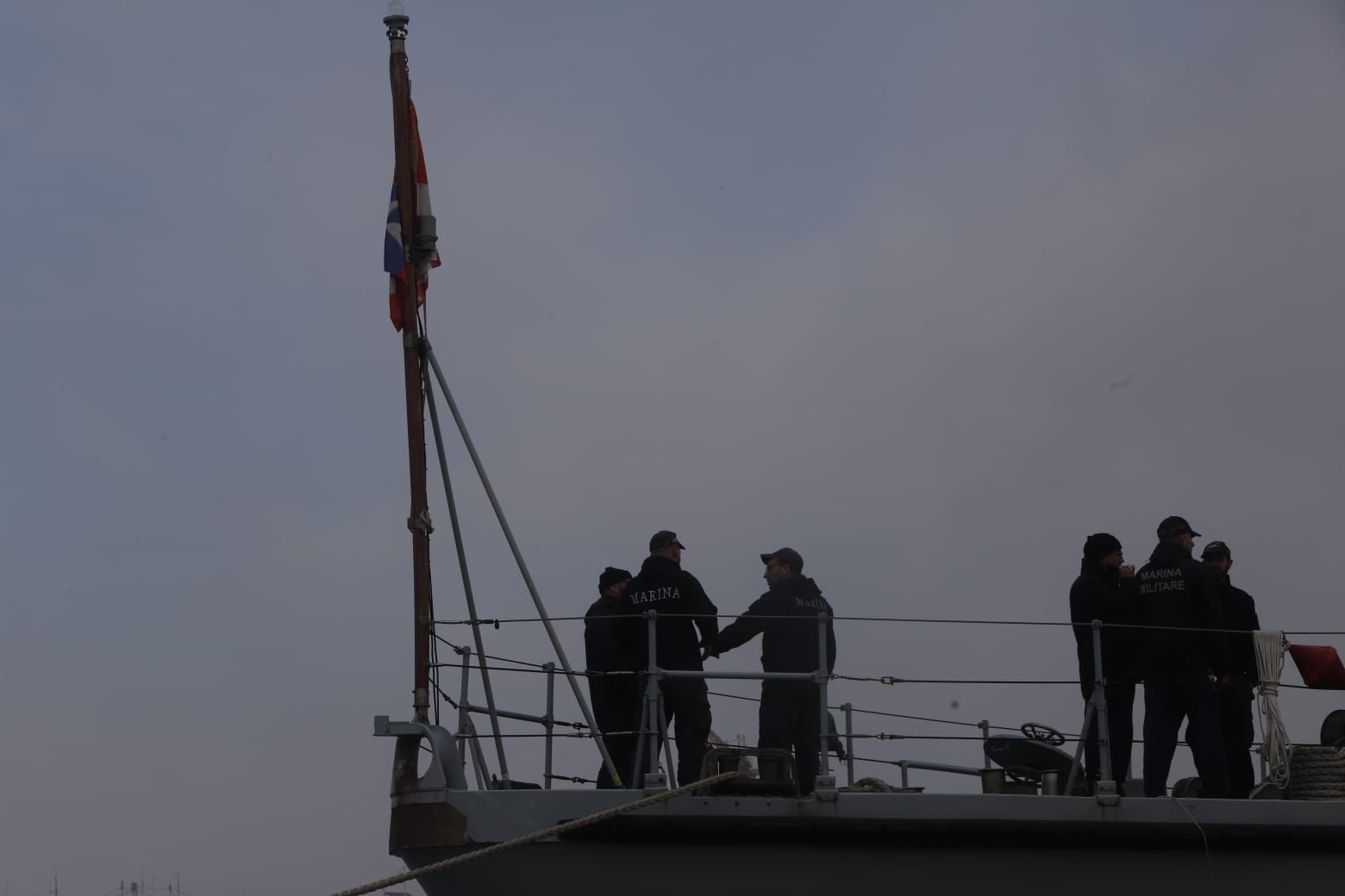 Tres buques de la OTAN atracan en el puerto de València