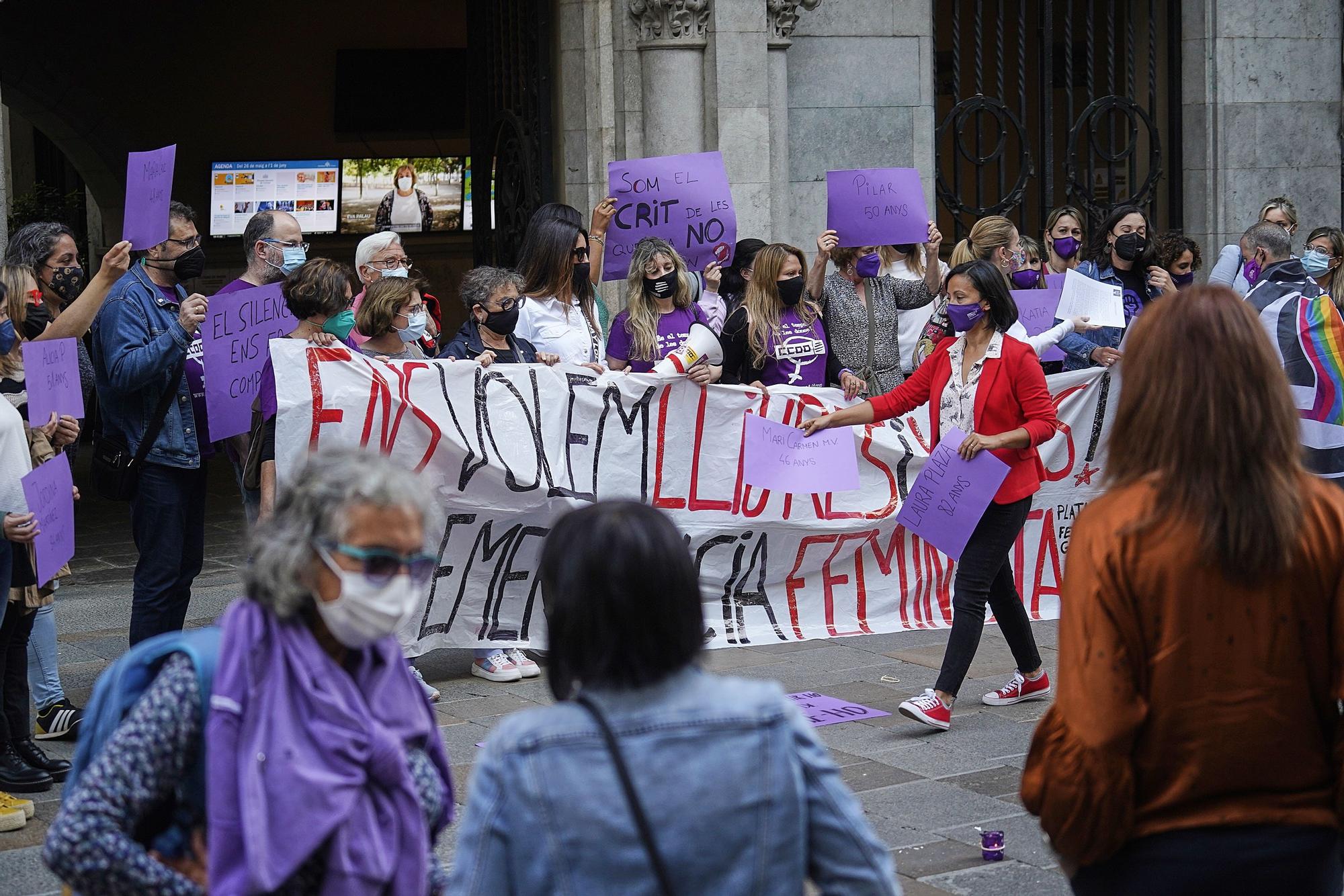 La Plataforma Feminista denuncia els feminicidis