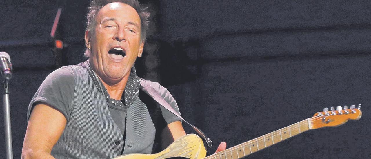 Bruce Springsteen,  durante un concierto en la ciudad de Los Angeles,  en marzo de 2016.